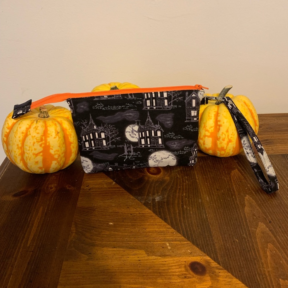 Handmade wristlet